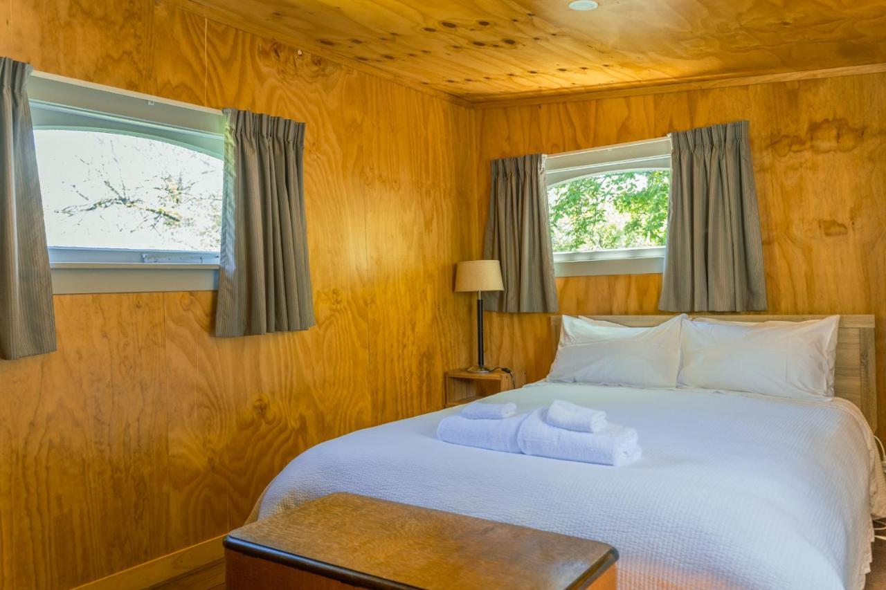 Mount Cook Station Huts Hotel Lake Tekapo Exterior photo