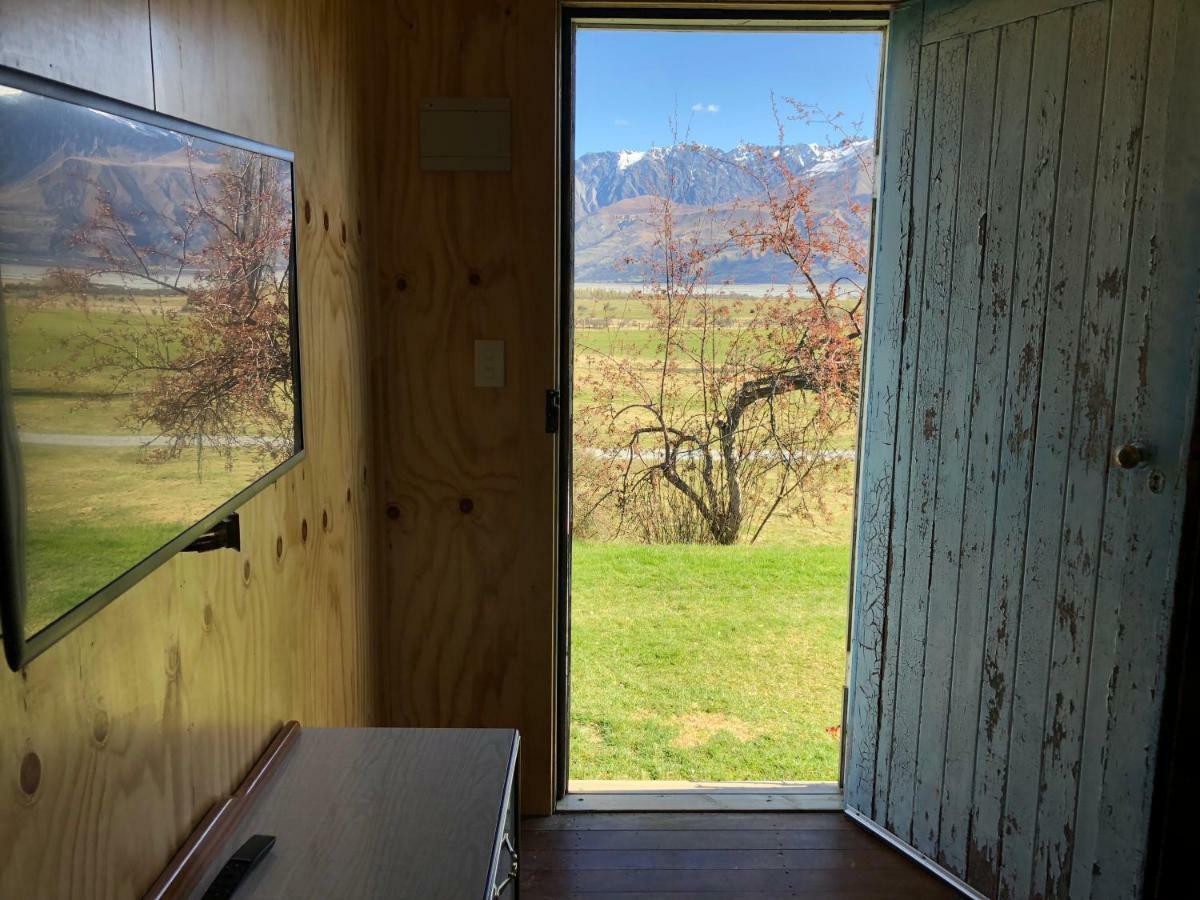 Mount Cook Station Huts Hotel Lake Tekapo Exterior photo